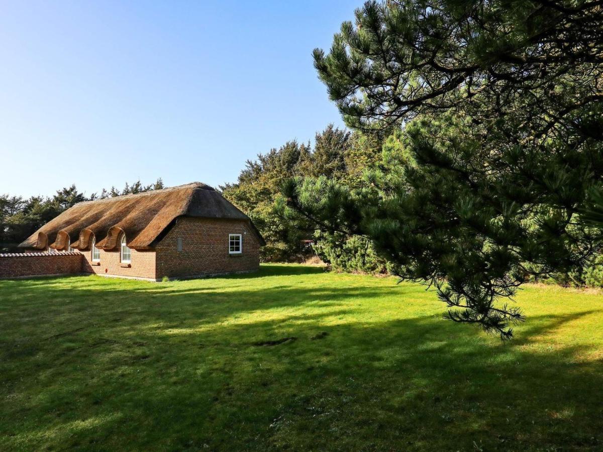 Three-Bedroom Holiday home in Løkken 1 Eksteriør bilde